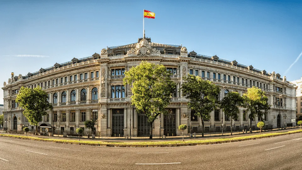 ¿Cuántos son los gastos de reclamación de saldo deudor?
